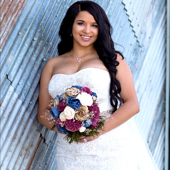 Meet your Posher, Sam - Picture 1 of 7